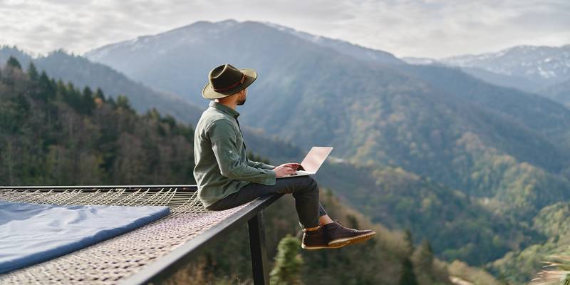 A guide to digital nomadism